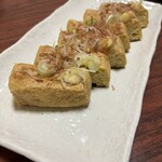 大衆酒場 まるちゃん - とちおのジャンボ油揚げ