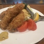 レストラン カタヤマ - 牡蠣フライ3粒