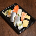 ちよだ鮨 - 料理写真:ランチ限定にぎり８貫（４９９円）２０２４年１２月