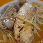 ラーメンエース - 豚アップ