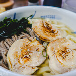 ヨコクラうどん - 鶏チャーあい盛り