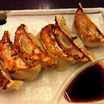 くさび - 焼き餃子　３５０円（内税）