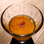 レスピラシオン - Setas 舞茸：②舞茸のコンソメゼリー