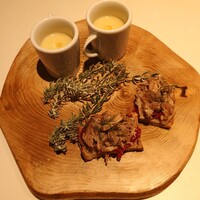 Cuisine Franco-japonaise Matsushima - アミューズ(豚肉のﾘｴｯﾄ＆ｶﾝﾊﾟｰﾆｭ、松本1本ねぎのﾎﾟﾀｰｼﾞｭ)