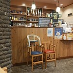 とんかつ　木村家 - 厨房へ繋がるレジ前