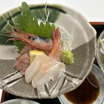 味亭花の家 - お刺身うま〜