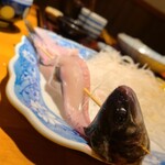 小川の魚 - 隠れていたお顔が出てきました！