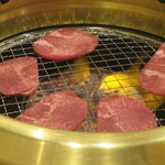 やきにく 燈火園 - 