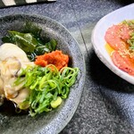 彦治 - 日生産牡蠣酢　朝引き鶏生レバー