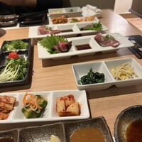 黒毛和牛焼肉 肉處 きっしゃん 西中島総本店 - 