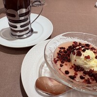 Russian Restaurant ROGOVSKI 銀座 - 