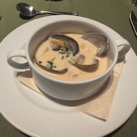 37 Steakhouse & Bar - 