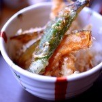 手打そば 松栄庵 - ミニ天丼。お米が本当に美味しい！