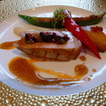 ガストロノミー ジョエル・ロブション - 2015年5月　ハーブ豚　ゆっくりとグリエし、万願寺唐辛子とチェリソーのジュと共に