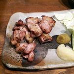 鶏家 六角鶏 - 炙り焼き