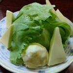 鶴亀 - チーズレタス 300円(税込)(2024年12月27日撮影)