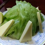 鶴亀 - チーズレタス 300円(税込)(2024年12月27日撮影)