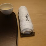 徳ㇵ本也 - おしぼり