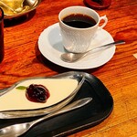 COFFEE HALL くぐつ草 - 