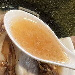 CROSS×ラーメン×ようせい - このスープもあっさりながらパンチ効いてる