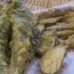 山女庵 - 子鮎、万願寺、えんどう、茄子の天ぷら