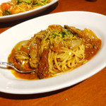 グリックグリル - 牛肉のワイン煮込みと玉葱のボロネーゼ