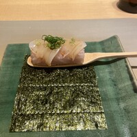 丸の内一丁目 しち十二候 - 