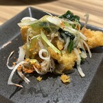全席個室 楽蔵 - 赤魚の衣揚げ 葱醤油だれ（取り分け後）