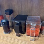 だるま大使～HANARE～ - 卓上　胡椒はなかった