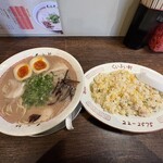 くいよい軒 - 味玉ラーメン850円、焼きめしセット400円