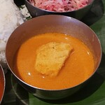 三燈舎 - 魚カレー