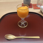 徳ㇵ本也 - 新堂みかんのスムージー　砂糖不使用でキンキンに冷えているのに濃厚な甘味と香りがありました。美味しかった〜季節のスムージーも毎回楽しみのひとつです。