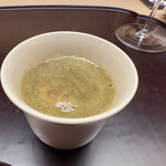 徳ㇵ本也 - 利尻昆布出汁で伸ばした蟹味噌スープ