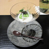 ザ リビング パビリオン by アマン  - 聖護院かぶのクレーマ ソーテルヌワインのジュレ クレソンのムース 香川産瀬戸内キャビア