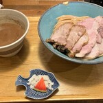 いかれたヌードル フィッシュトンズ - 