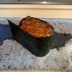 六緑 - いくら　食感最高