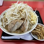 ラーメン もっけだの - 『ラーメンニンニク野菜マシマシ+Ｃ賞メンマ』