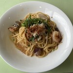 トミズダイナー - ズワイガニのトマトクリームパスタ