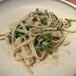 清澄白河 フジマル醸造所 - 兵庫県　香住蟹と春菊のアーリオオーリオリングイネ
      （取り分けたあと、ごめんなさい）