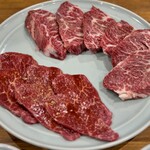 炭火焼肉ホルモンさわいし - 