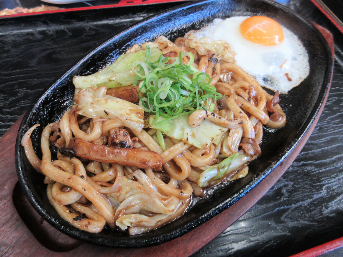 写真 : 資さんうどん 徳吉店 （すけさんうどん） - 徳力嵐山口/うどん