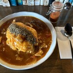 天気輪の柱 - お昼の特別に、店主特製オムライス。