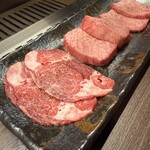 東京食肉市場直送 肉焼屋 D-29 - 