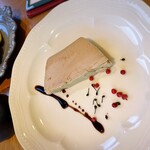 寿司ビストロ 禅 - フォアグラもボリュームもありお味も満足！これも美味しくて困っちゃいます。そんなにお酒は沢山飲めないのに。。。笑