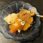 なごみ康 - デザート　プリン(多分豆乳) きなこアイス　柿