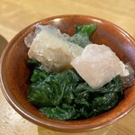 食堂 黒うさぎ - 選べる前菜です。ちぢれほうれん草を使ってます！うまい