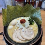 横浜家系ラーメン 力丸家 - 料理写真: