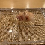 金澤 鮨 洋次郎 - アジです！食感も味も最高でした！