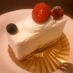 クゥ・ドゥ・テル - レアチーズケーキ　430円