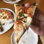 パンドーゾカフェ - バジル香るマルゲリータ